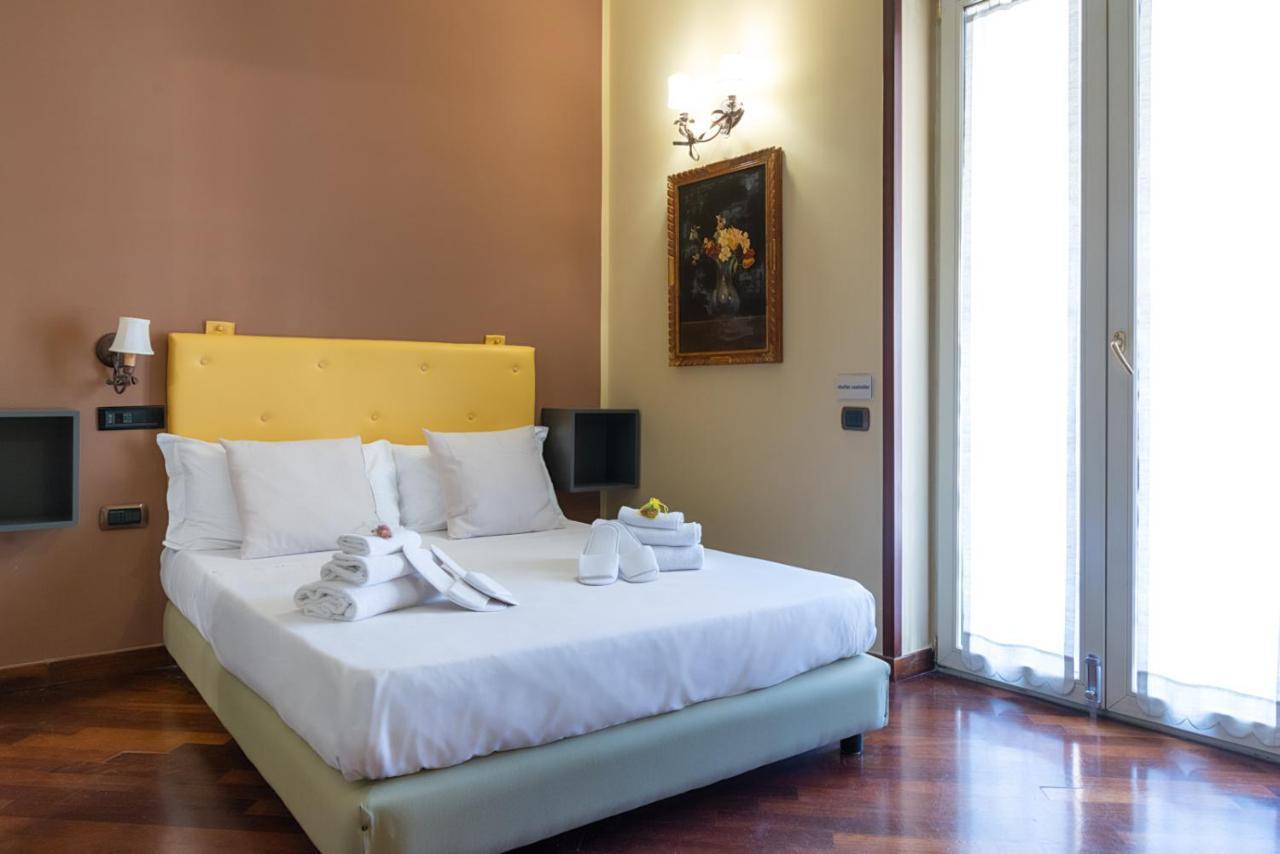 Hotel Suite Ares Неаполь Экстерьер фото