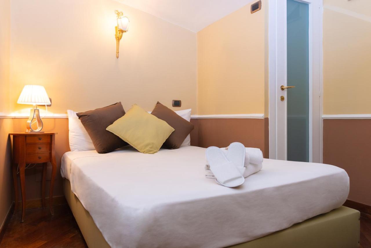 Hotel Suite Ares Неаполь Экстерьер фото