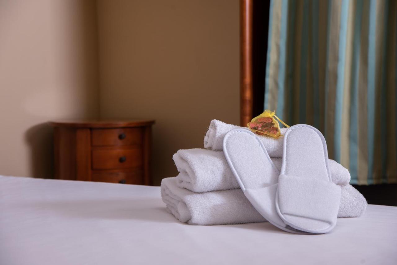 Hotel Suite Ares Неаполь Экстерьер фото