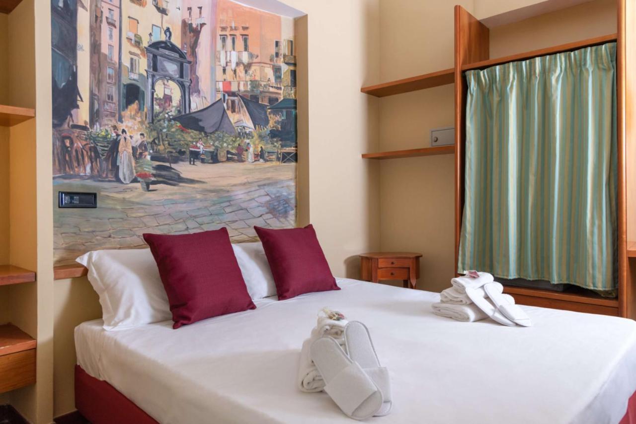 Hotel Suite Ares Неаполь Экстерьер фото