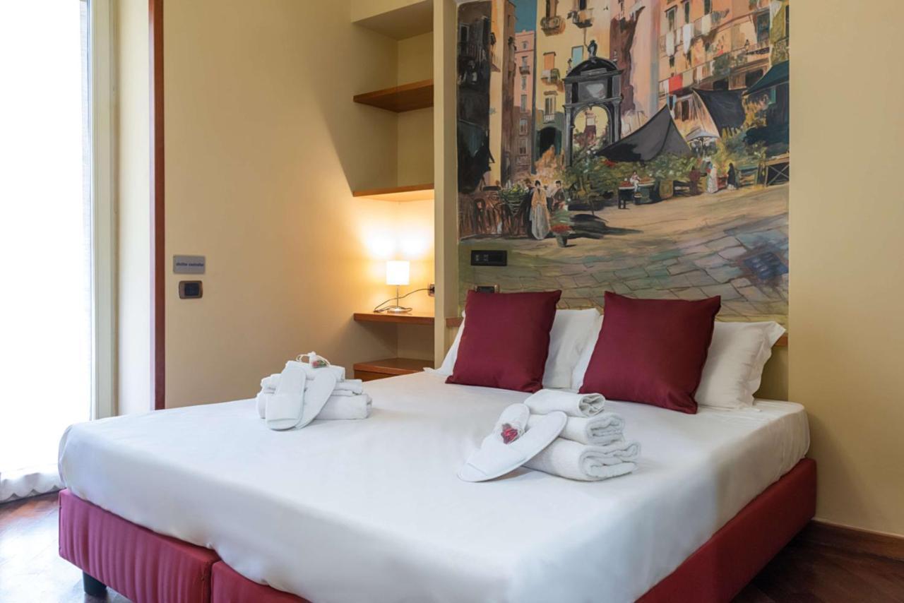 Hotel Suite Ares Неаполь Экстерьер фото